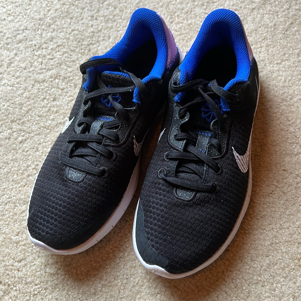 Nike flex size 7.5